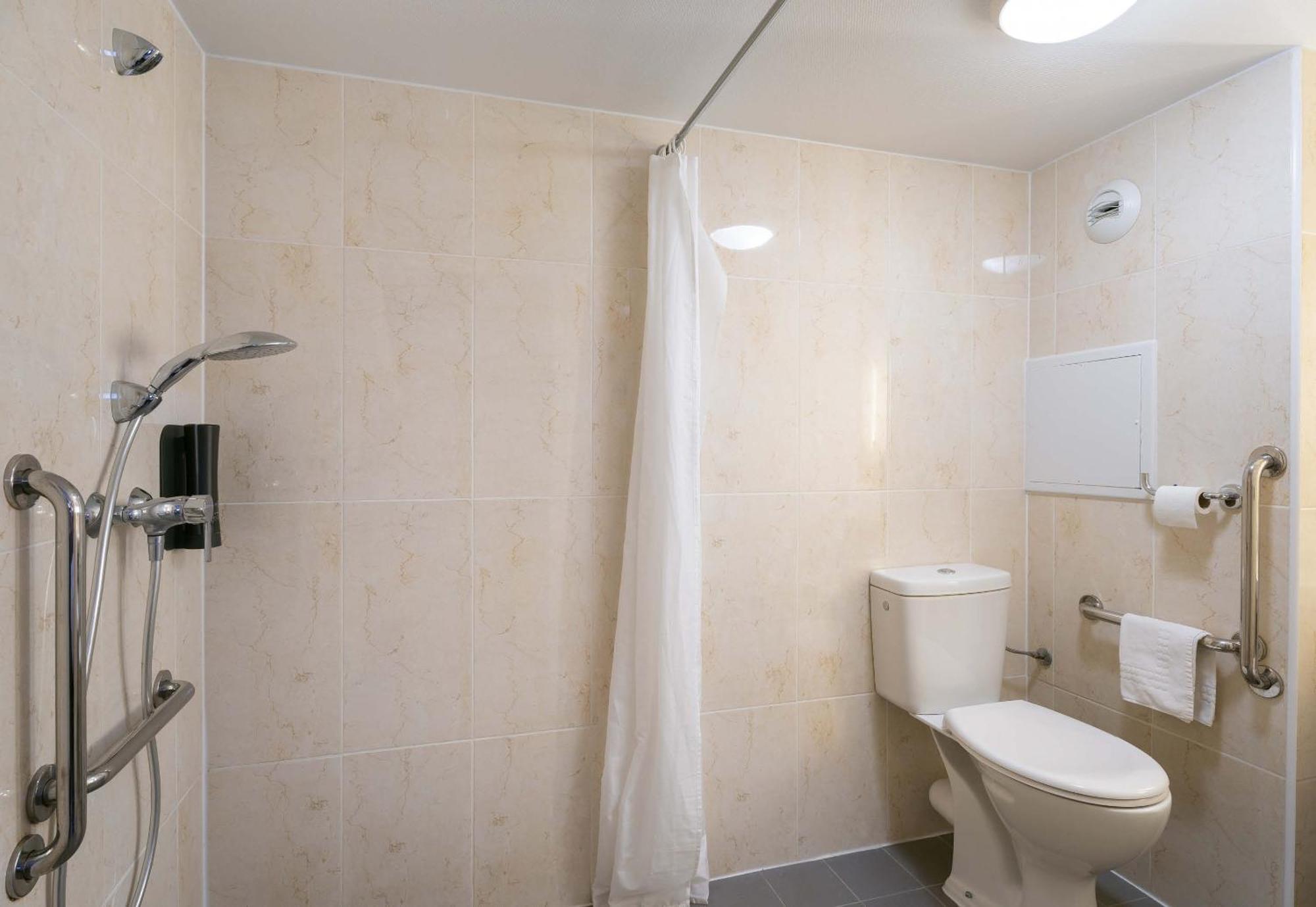 B&B Hotel Lorient لانستير المظهر الخارجي الصورة
