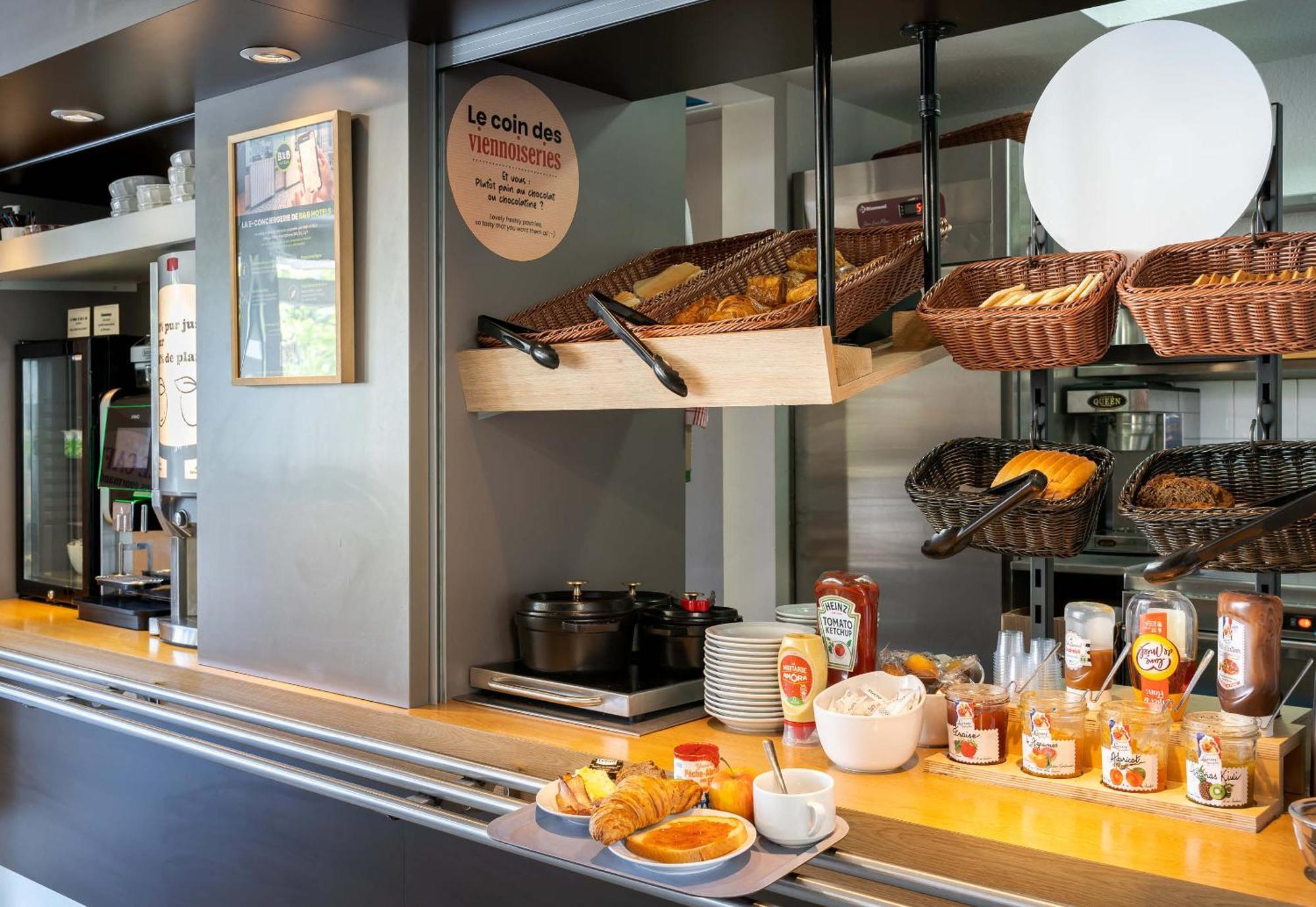 B&B Hotel Lorient لانستير المظهر الخارجي الصورة